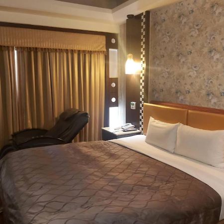 Chateau Motel Καοσιούνγκ Εξωτερικό φωτογραφία