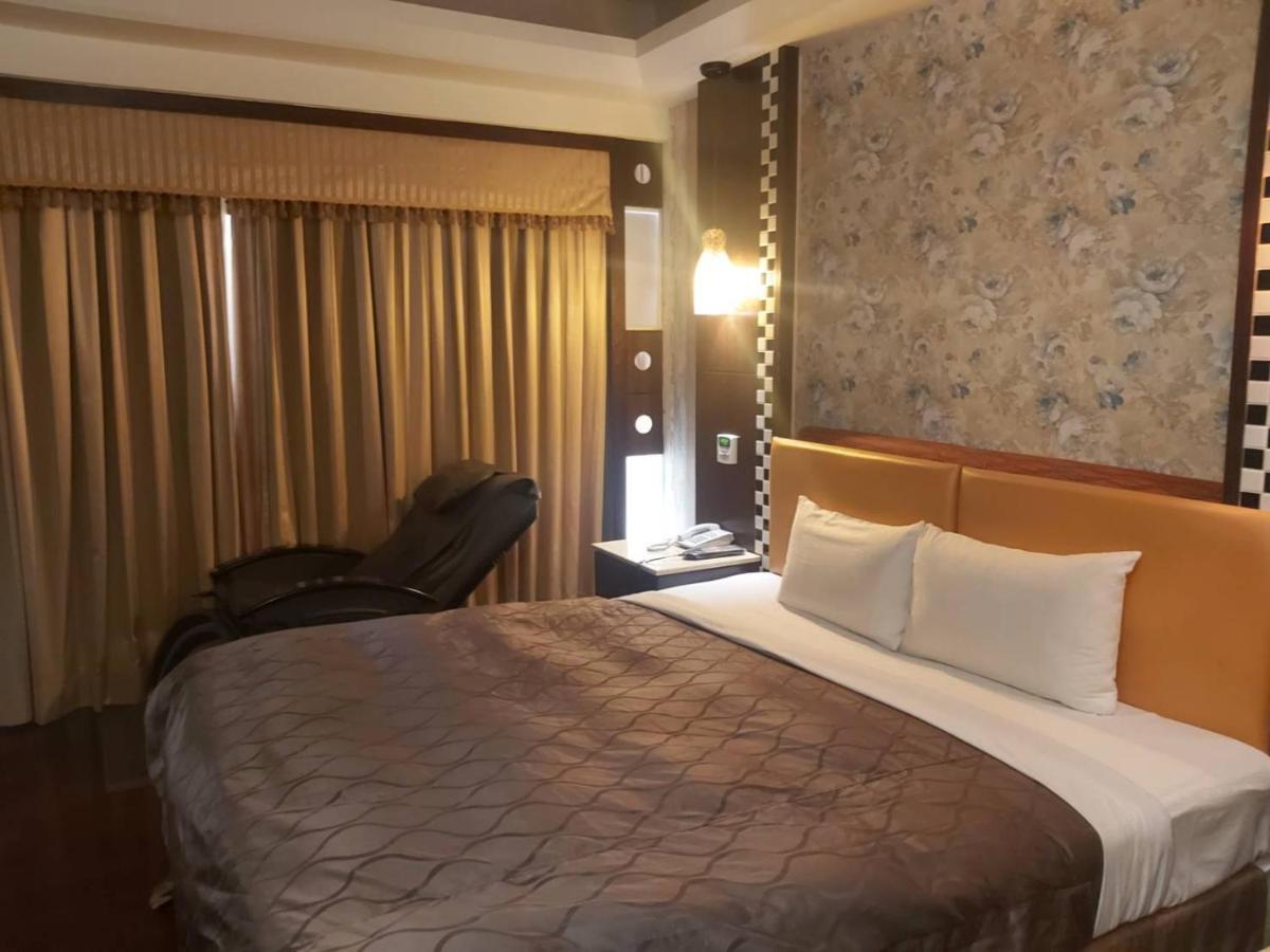Chateau Motel Καοσιούνγκ Εξωτερικό φωτογραφία